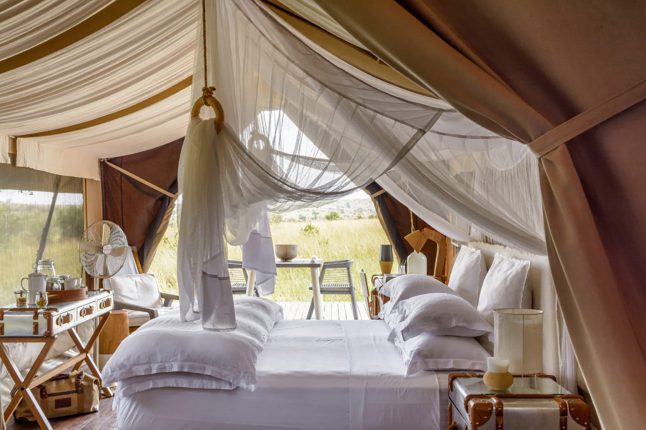 honeymoon-and-romance-trip-type_glamping