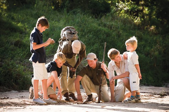 family-travel-children-5-to-10-years family-travel-children-5-to-10-years