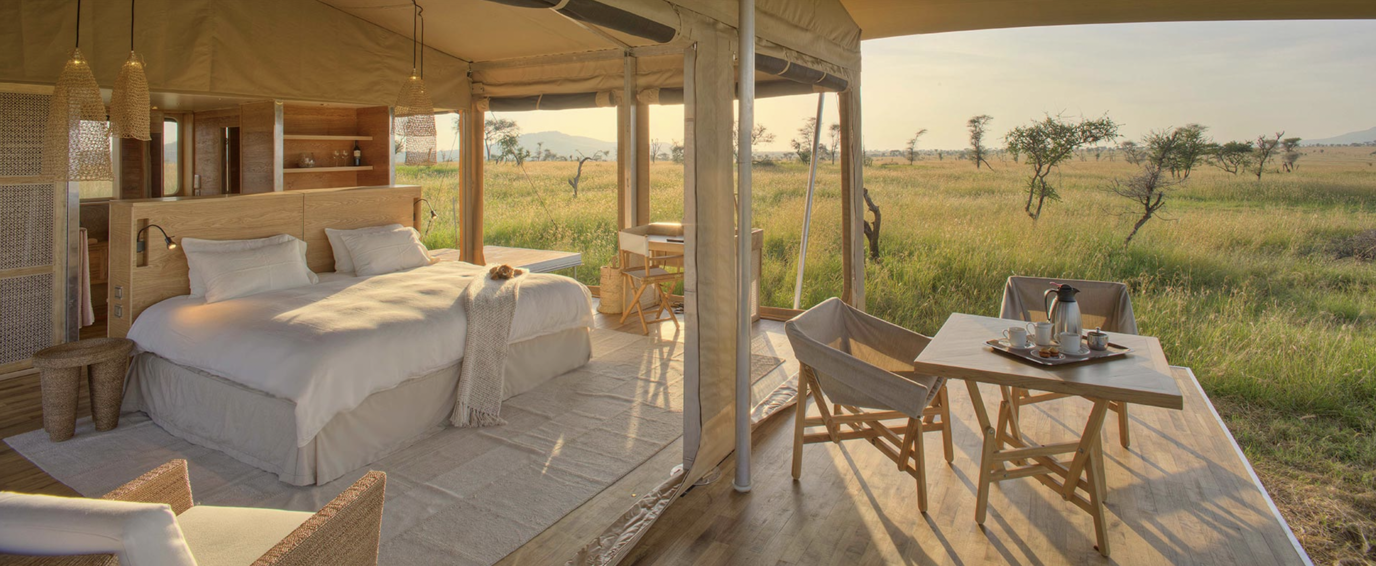 Roving Bushtops, Great Migration mobile camp, Serengeti National Park.