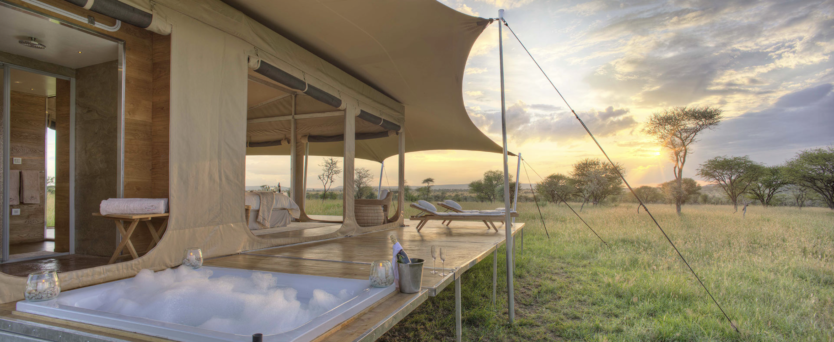 Roving Bushtops, Great Migration mobile camp, Serengeti National Park.