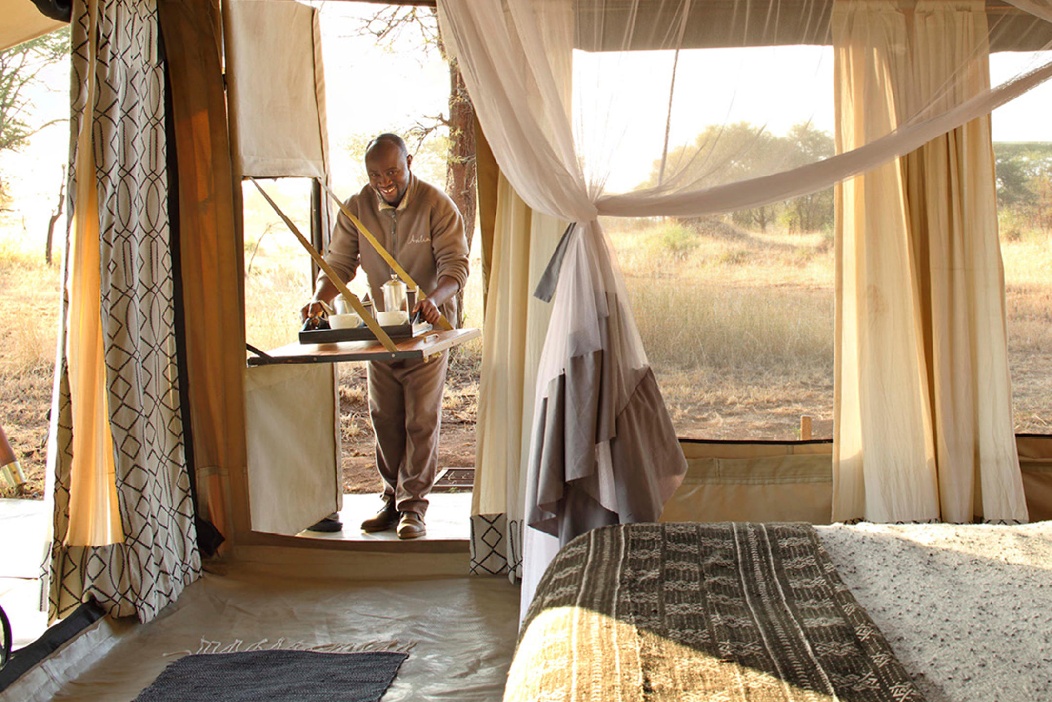 Best way to see the Great Migration, private luxury mobile safari camp –  The Explorations Company