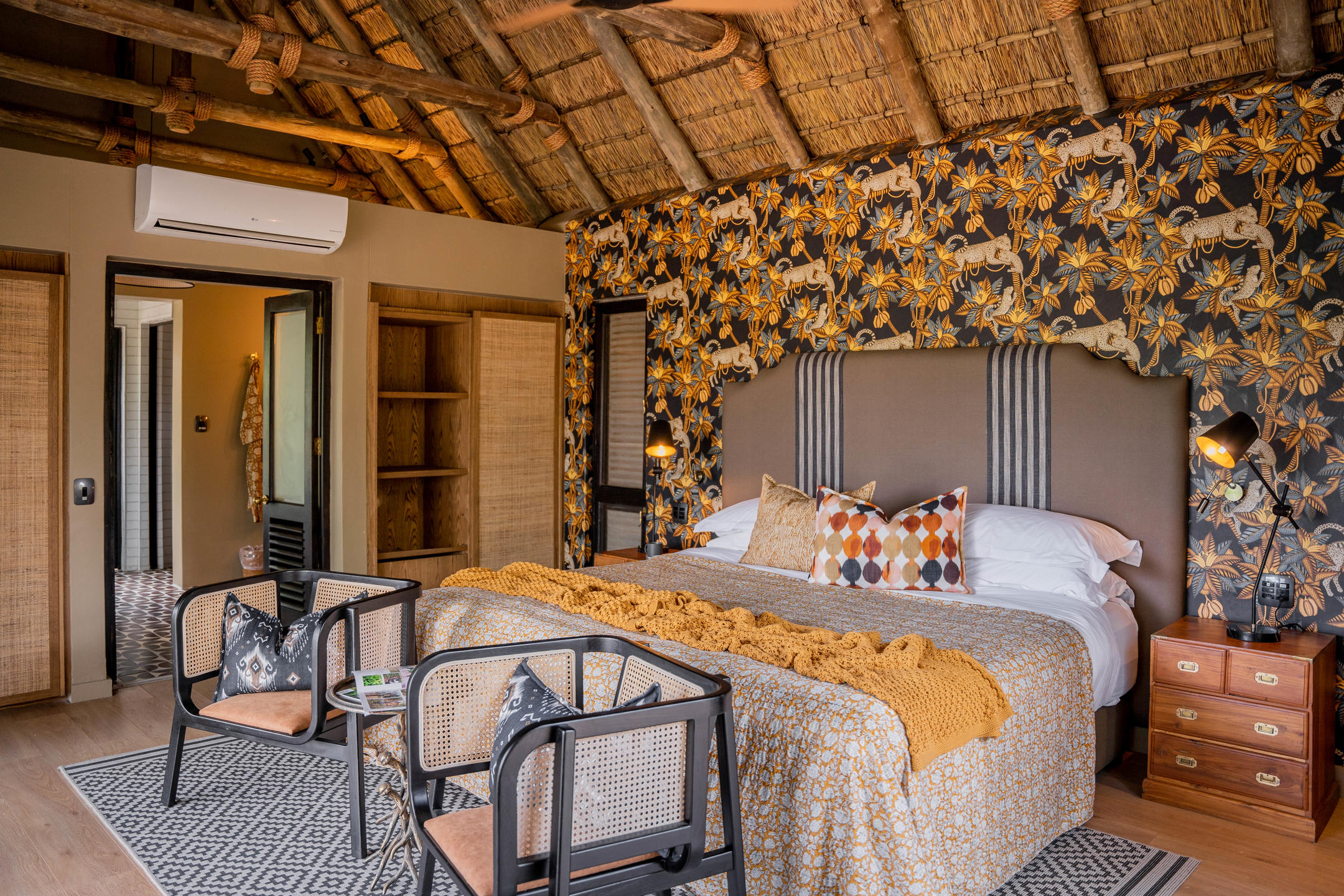 Thornybush Game Lodge, South Africa