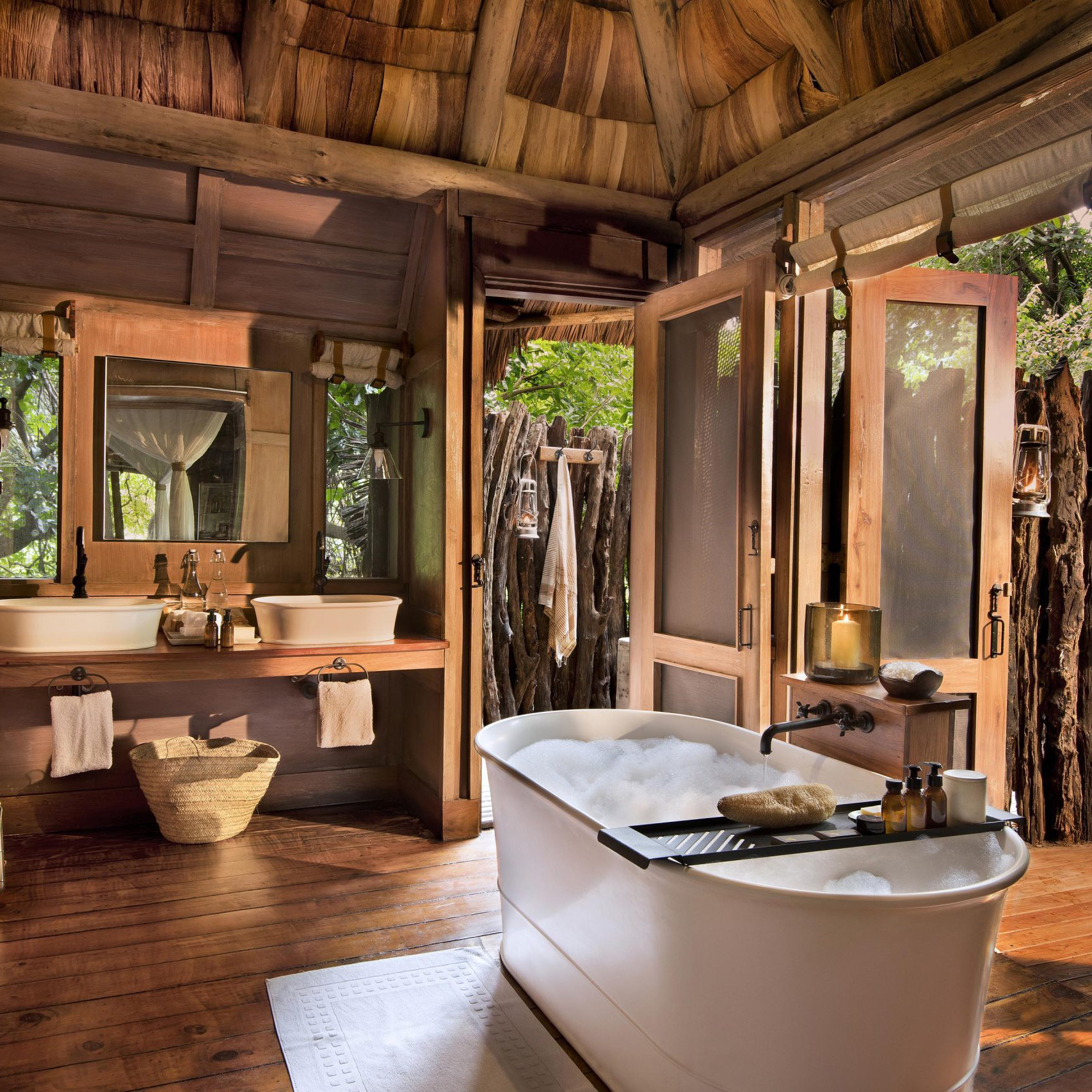 Lake Manyara Tree lodge, Tanzania