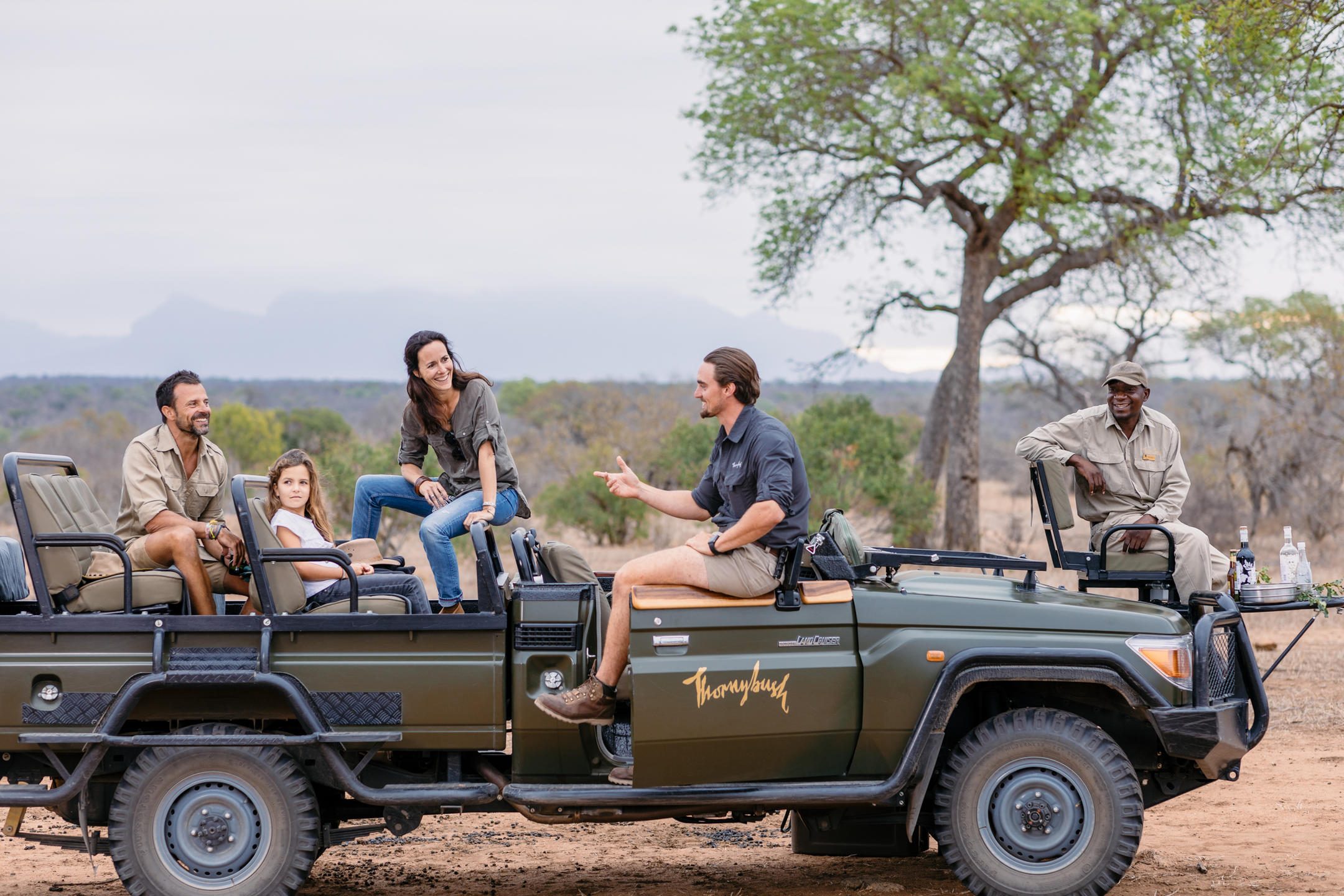 rs1189 tb lifestyle family drinks stop 2500px 068 1