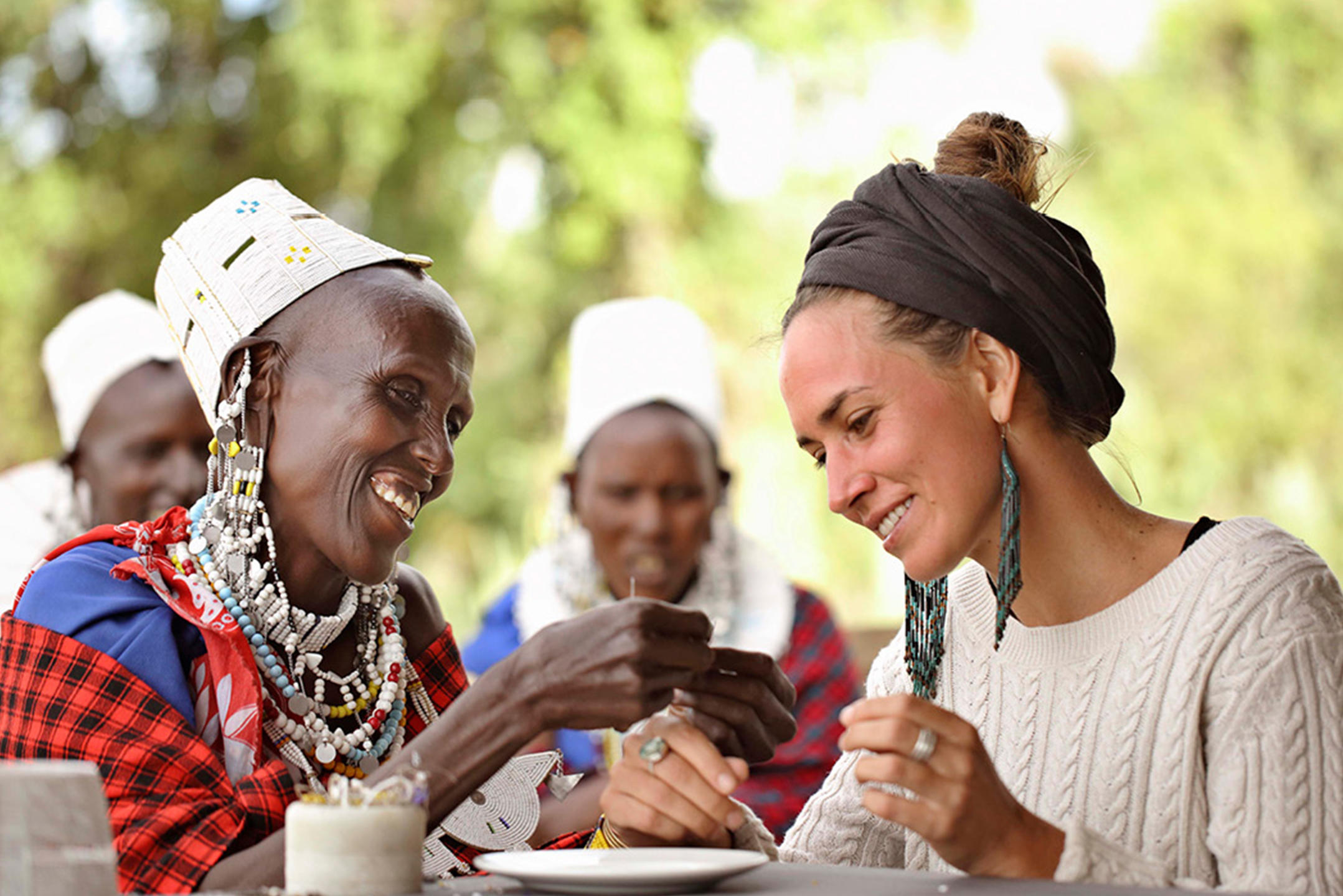 the highlands guests enjoy a cultural experience at women s beading centre
