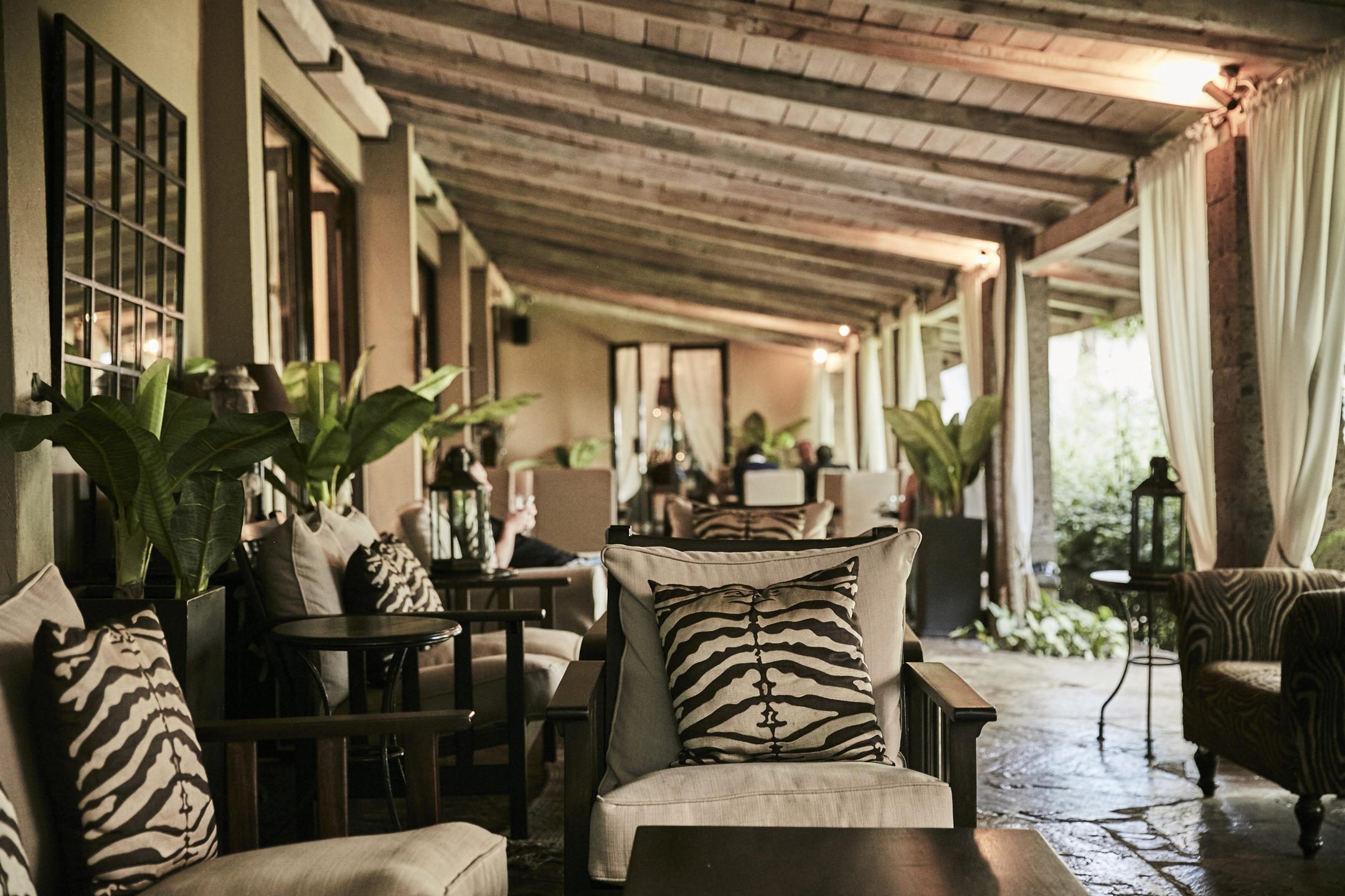 palacina lobby terrace lounge