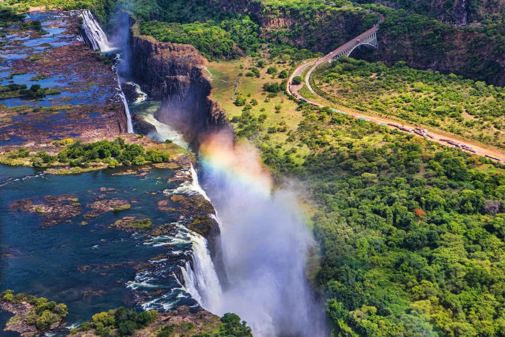 rainbow-over-victoria-falls-_guetzli rainbow-over-victoria-falls-_guetzli