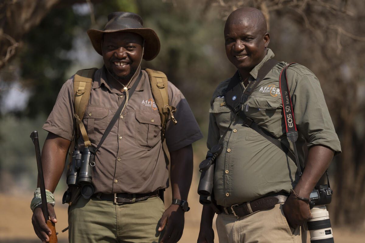 Walking safaris in Mana Pools, Zimbabwe