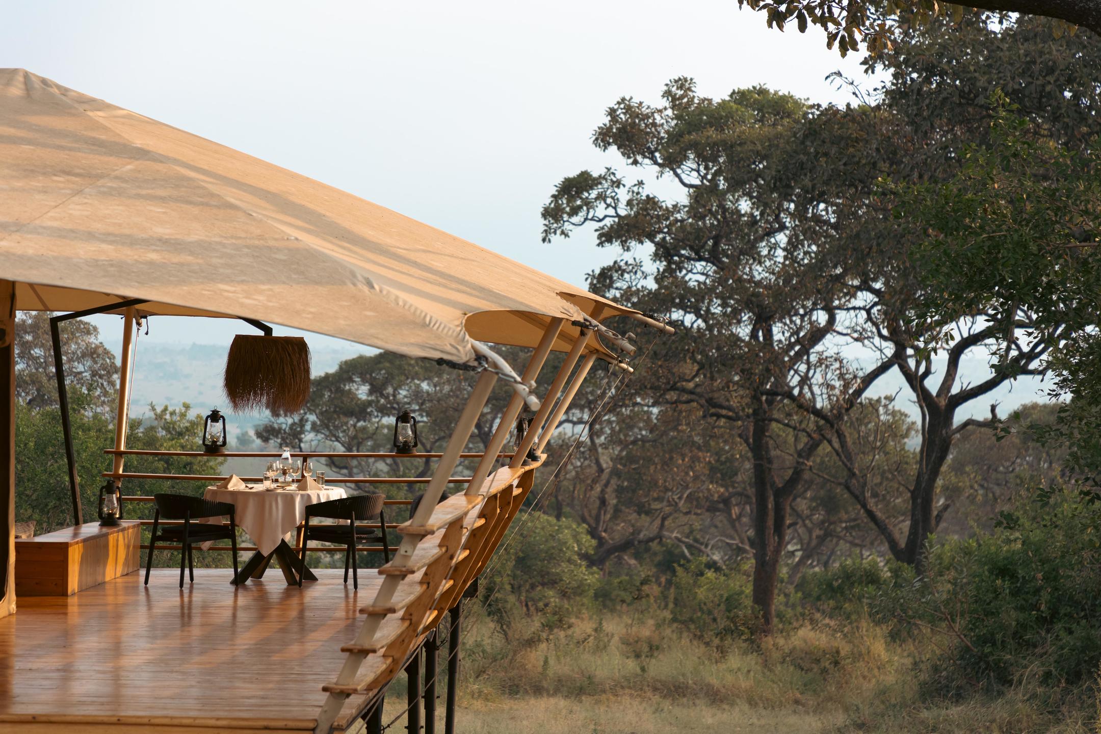 Great Migration, Southern Serengeti, Serengeti Calving Season. Glamping Bushtops Safari.