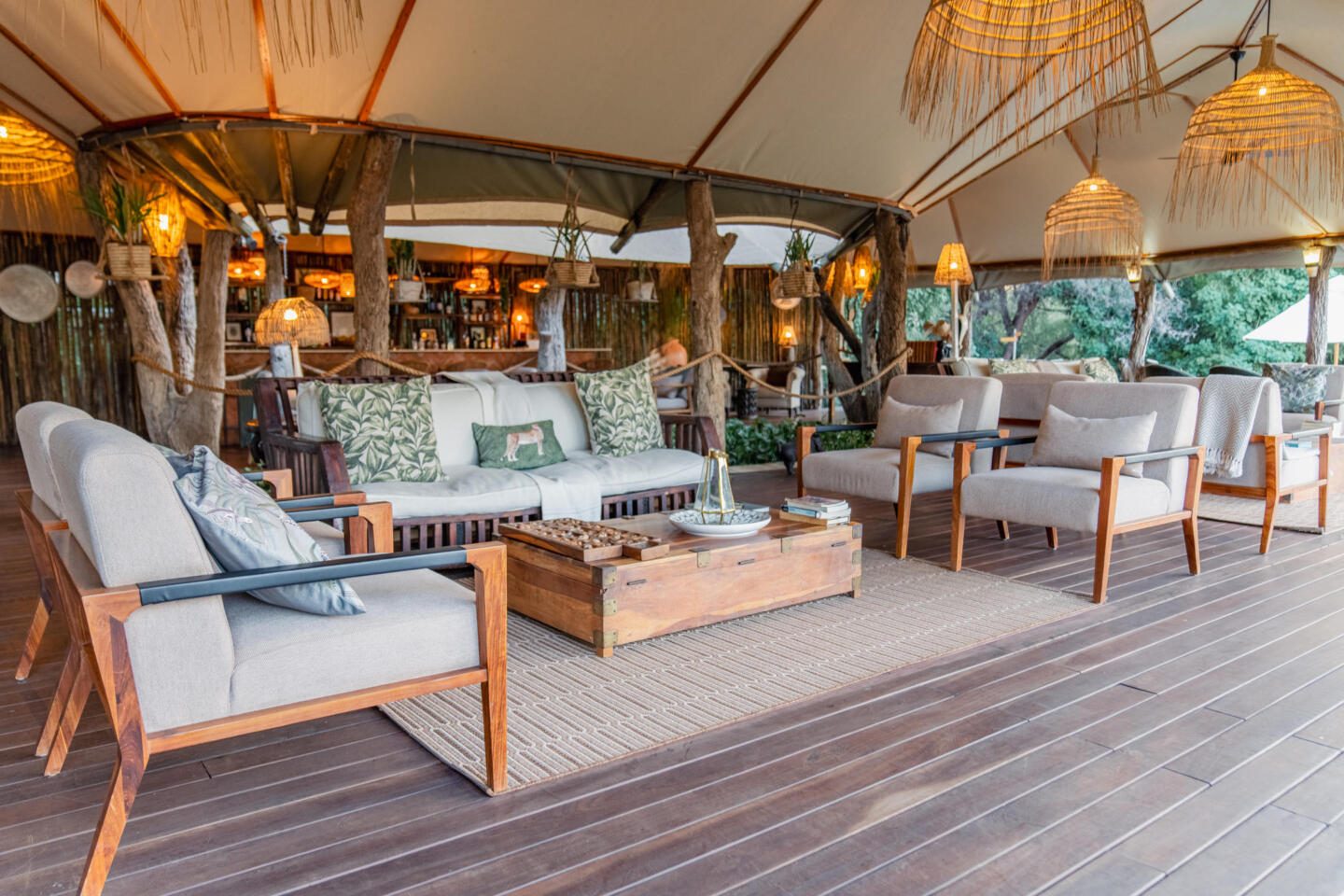 Dulini Anabezi Luxury Tented Camp