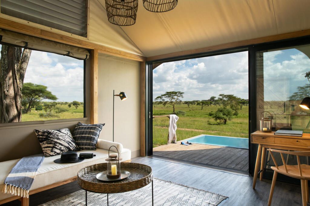 Serengeti, Great Wildebeest Migration, Luxury Safari