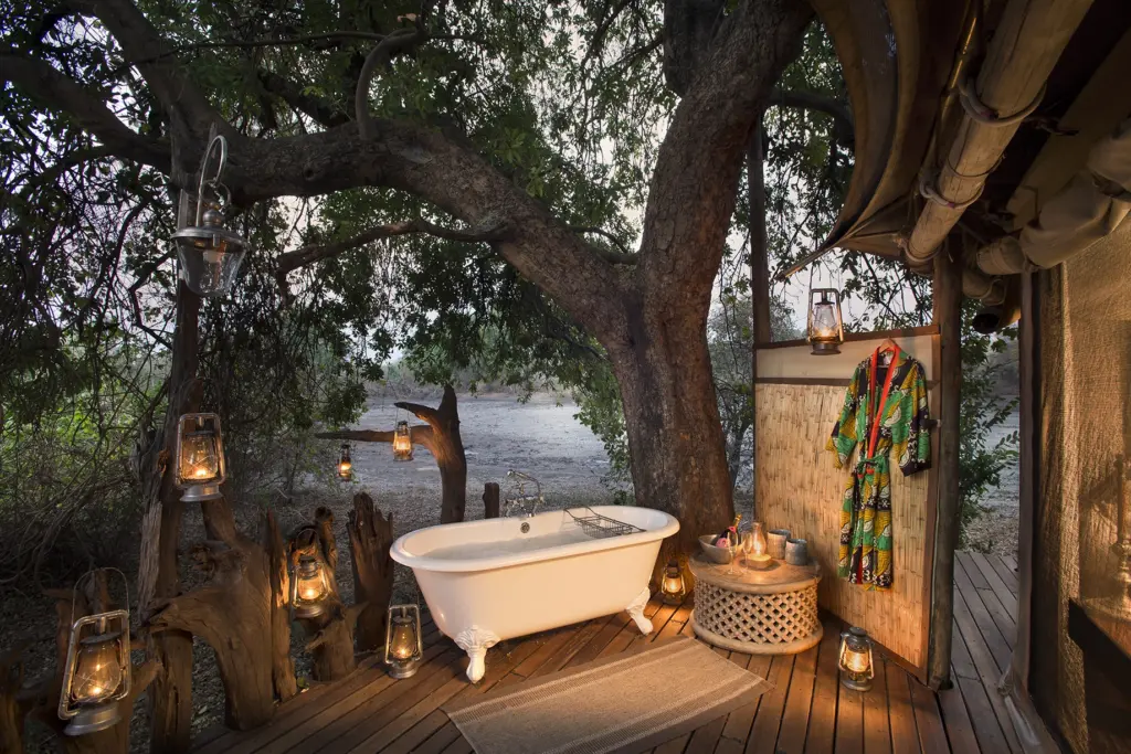 African Bush Camps, Mana Pools National Park, Luxury Safari, Honeymoon Safaris