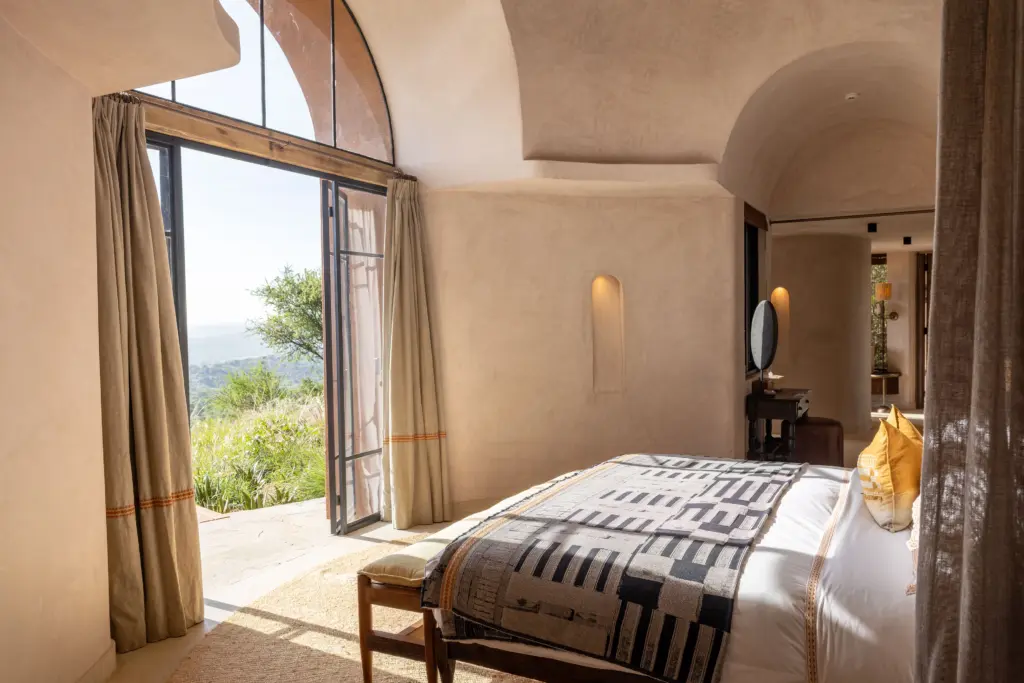 &Beyond Suyina, Suyian, Suyian Conservancy, Black leopard, Ubuntu Travel, Travel Design Specialists, Kyle Green, Leah Green. Laikipia. Big Five Safaris