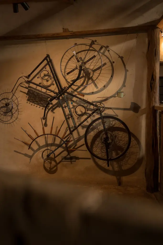 Contemporary Art sculpture, in Segeraβs restored horse stable